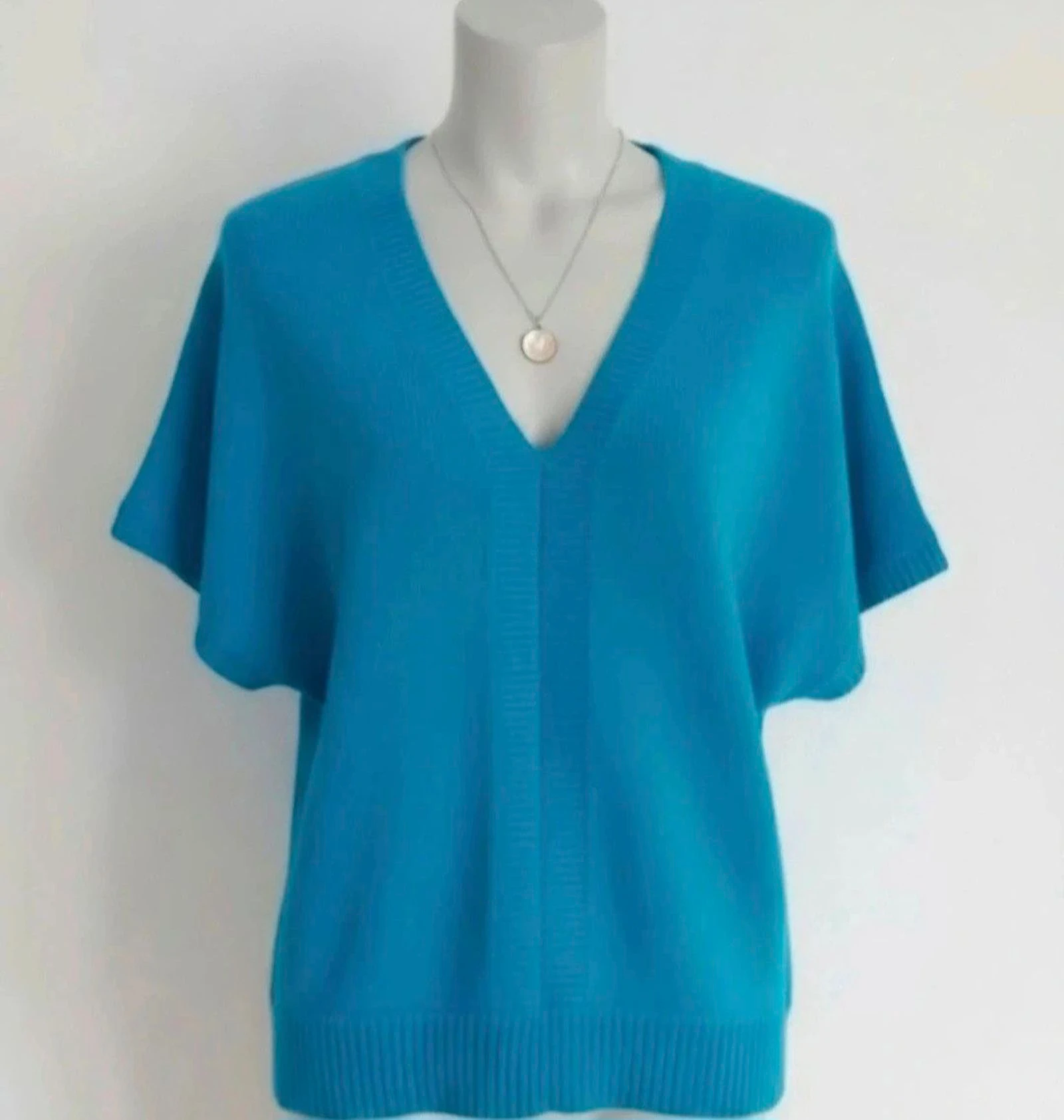 Pull femme/manchescourtes/taille 38